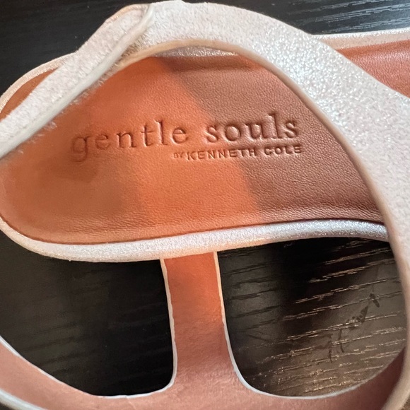 gentle souls Shimmery Pearl White T-Strap Sandal - Picture 9 of 12